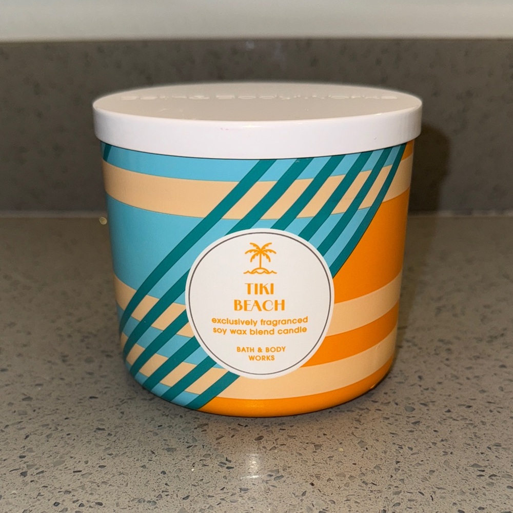 Bath & Body Works Tiki Beach Candle
